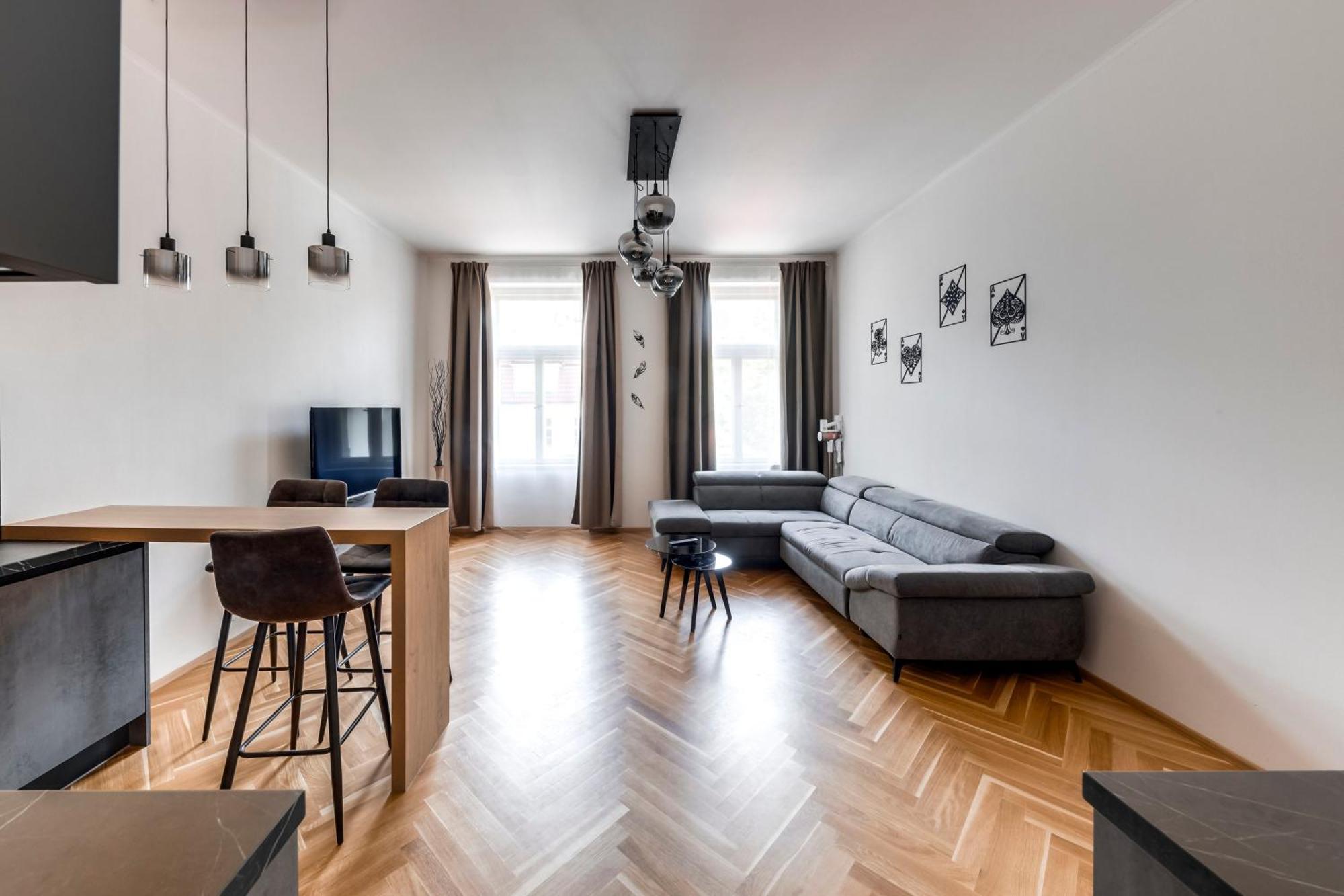 New Town Oases Apartment Прага Екстериор снимка