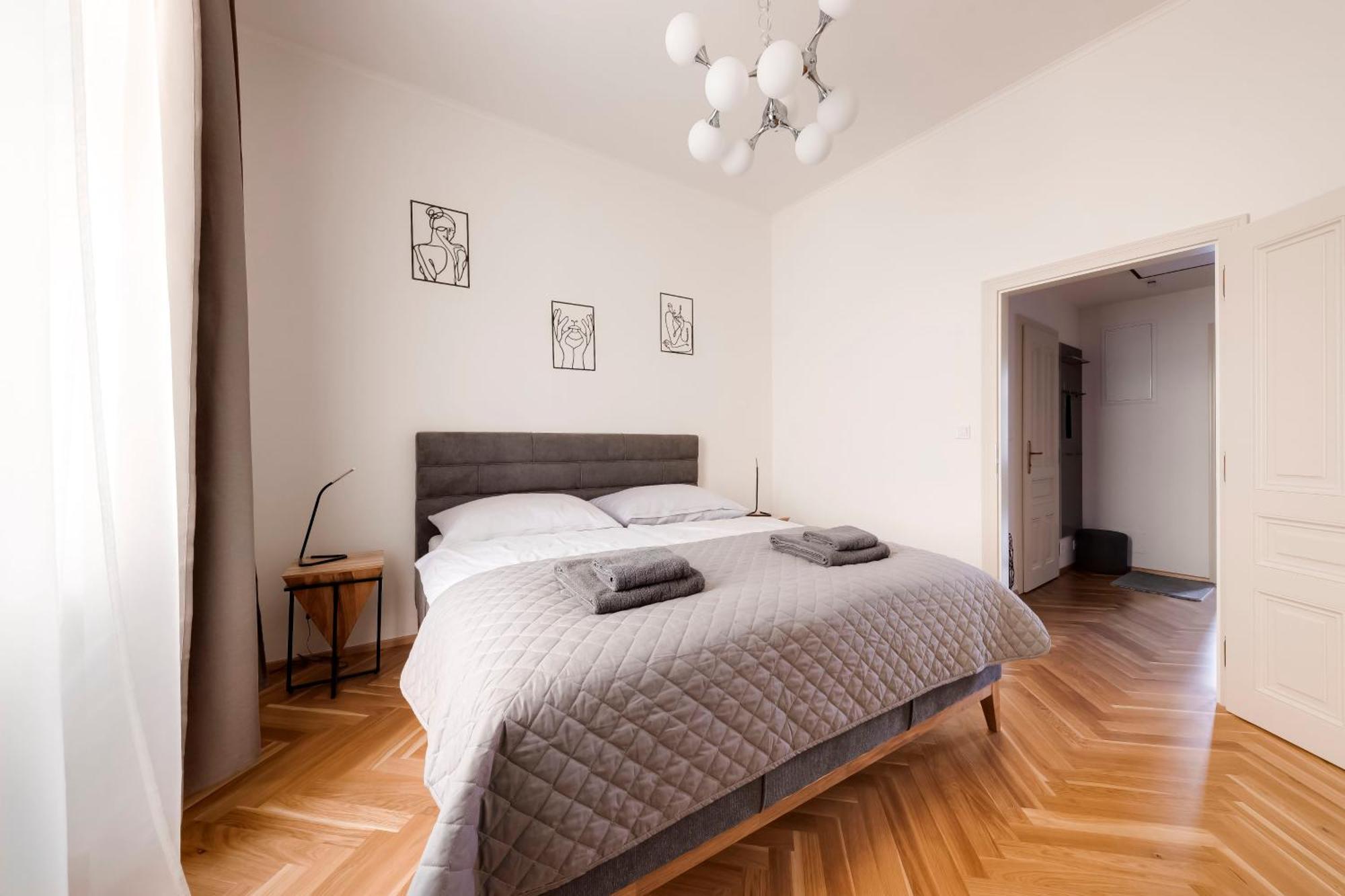 New Town Oases Apartment Прага Екстериор снимка