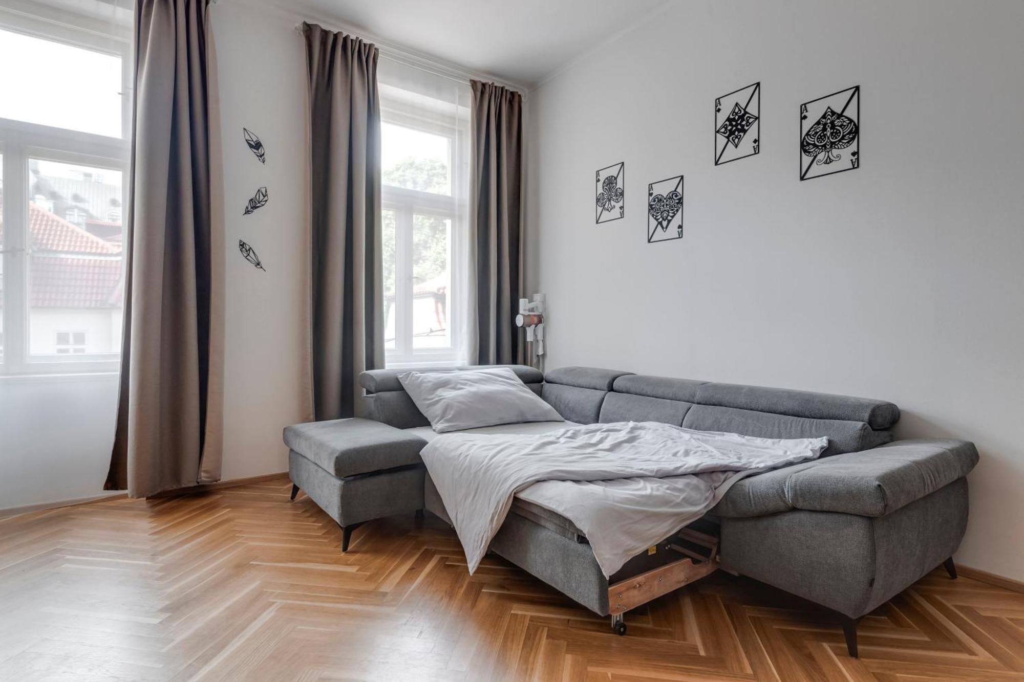 New Town Oases Apartment Прага Екстериор снимка