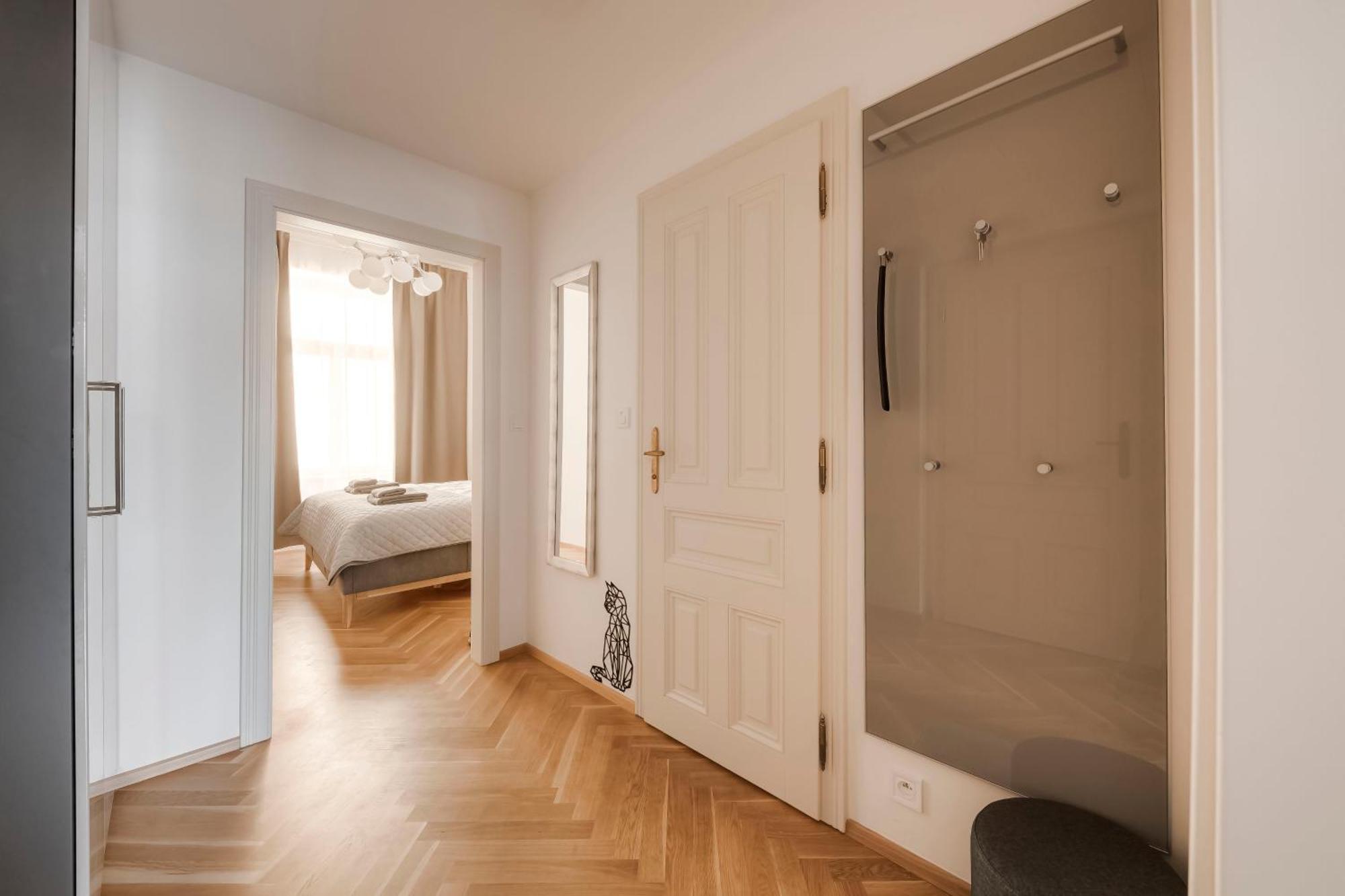 New Town Oases Apartment Прага Екстериор снимка